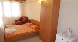 Гостевой дом Дельфин Феодосия-2